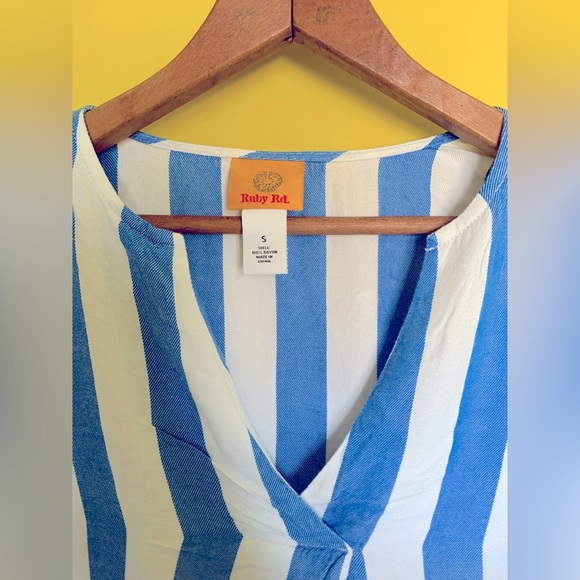 Ruby Rd. Women’s Shirt - Picture 2 of 4